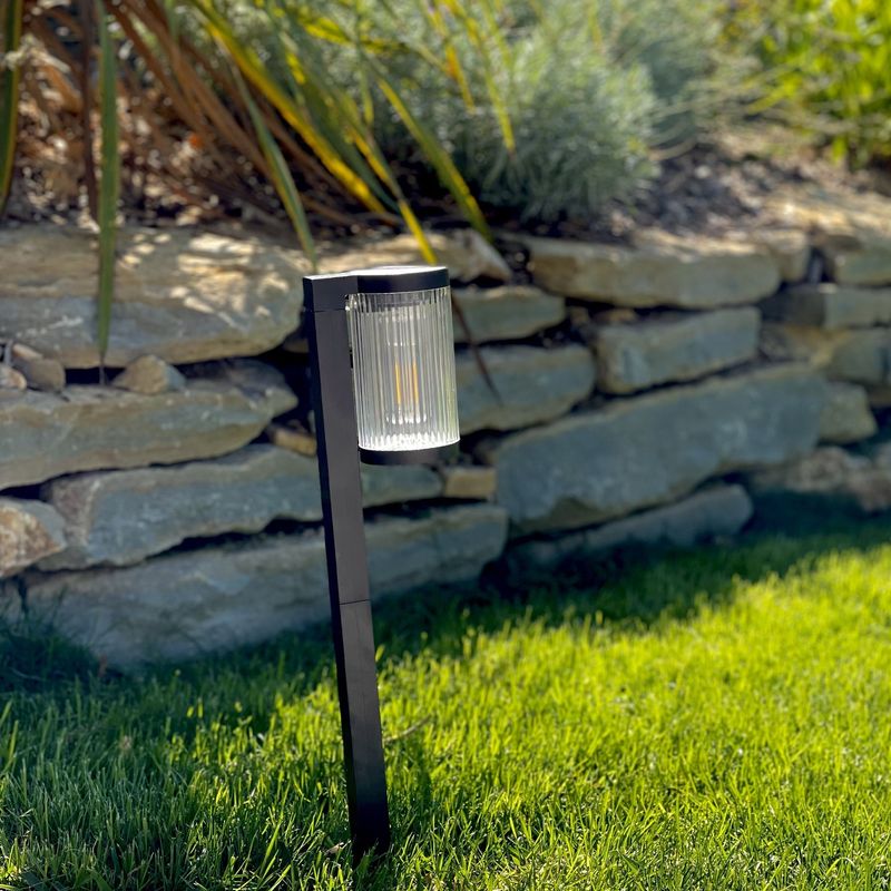 Casa si Gradina - Corpuri si surse de iluminat - Iluminat exterior - Lampi solare - Lampa Solara Decorativa pentru Gradina, IP65, 58 cm Inaltime, Negru - Infinity.ro