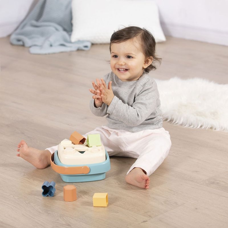 Jucarii, Copii si Bebe - Jucarii si jocuri - Jucarii & jocuri educative - Jucarii interactive - Jucarie cu sortator Smoby Shape Sorter - Infinity.ro