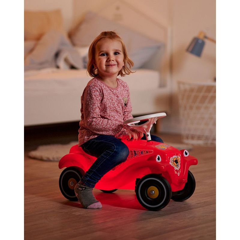 Jucarii, Copii si Bebe - Jucarii si jocuri - Jucarii bebelusi - Jucarii de tras/impins - Masinuta de impins Big Bobby Car Classic Lumi - Infinity.ro