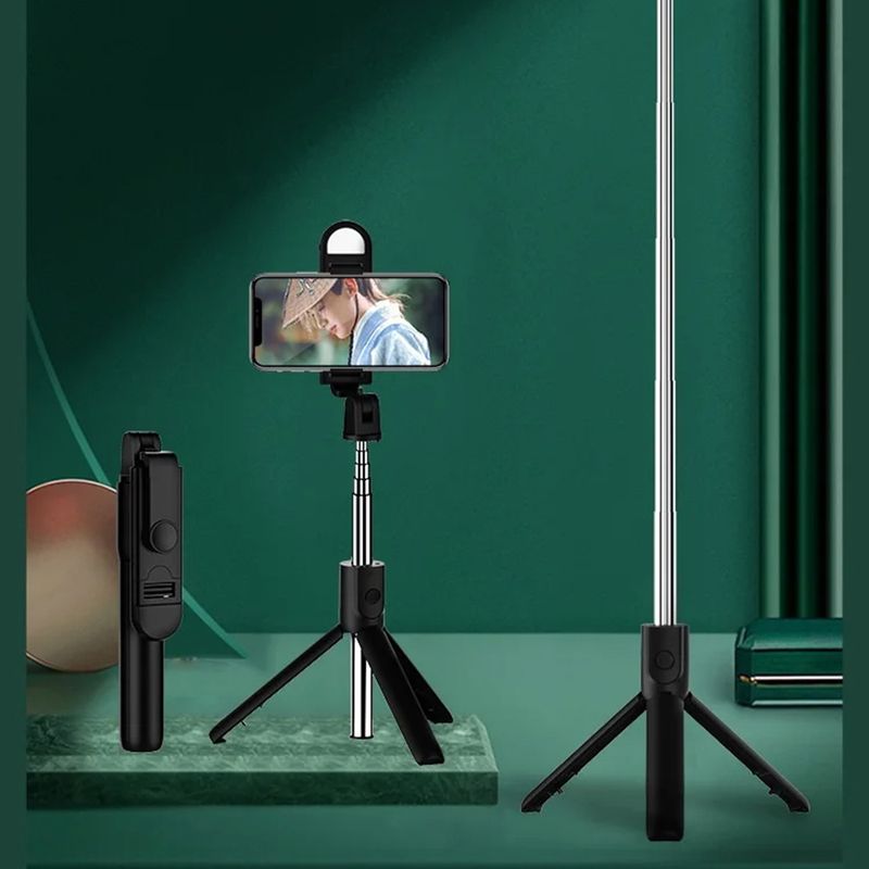 Laptop, Telefoane si Tablete - Telefoane mobile si accesorii - Accesorii Telefoane - Selfie stick-uri - Selfie Stick cu Telecomanda si Lumina LED, 105cm, Techsuit (S05-S), negru - Infinity.ro