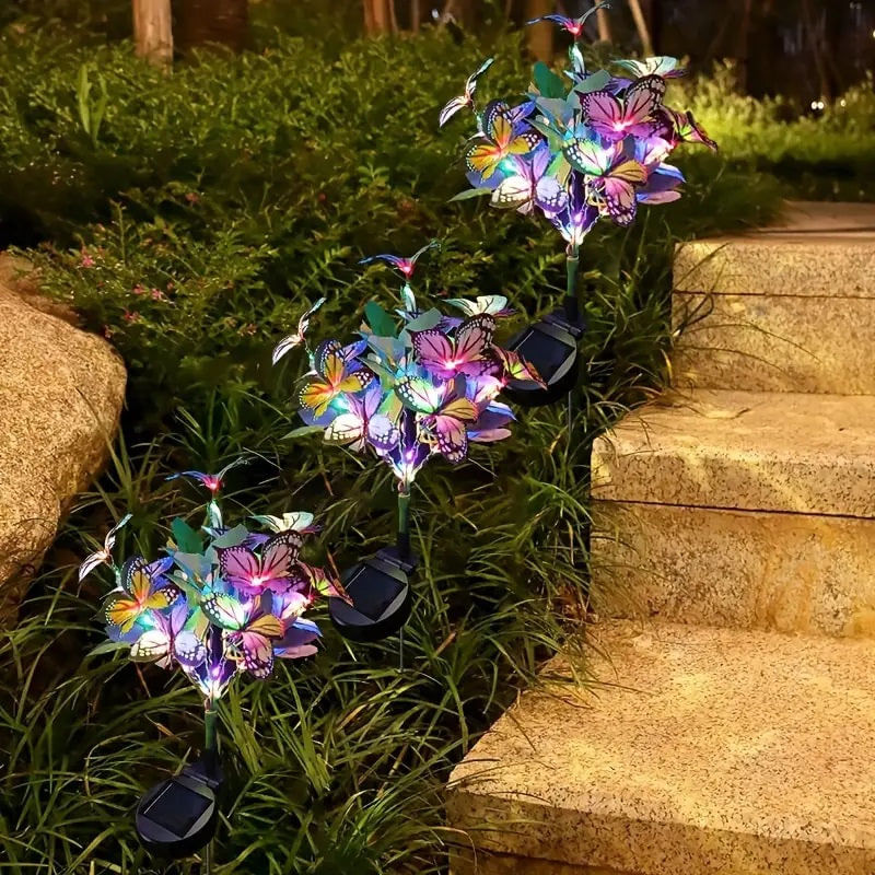 Casa si Gradina - Corpuri si surse de iluminat - Iluminat exterior - Lampi solare - Lampa Solara cu Fluturi Multicolori pentru Gradina sau Terasa, IP65, cu Senzor de Lumina, 65cm Inaltime - Infinity.ro