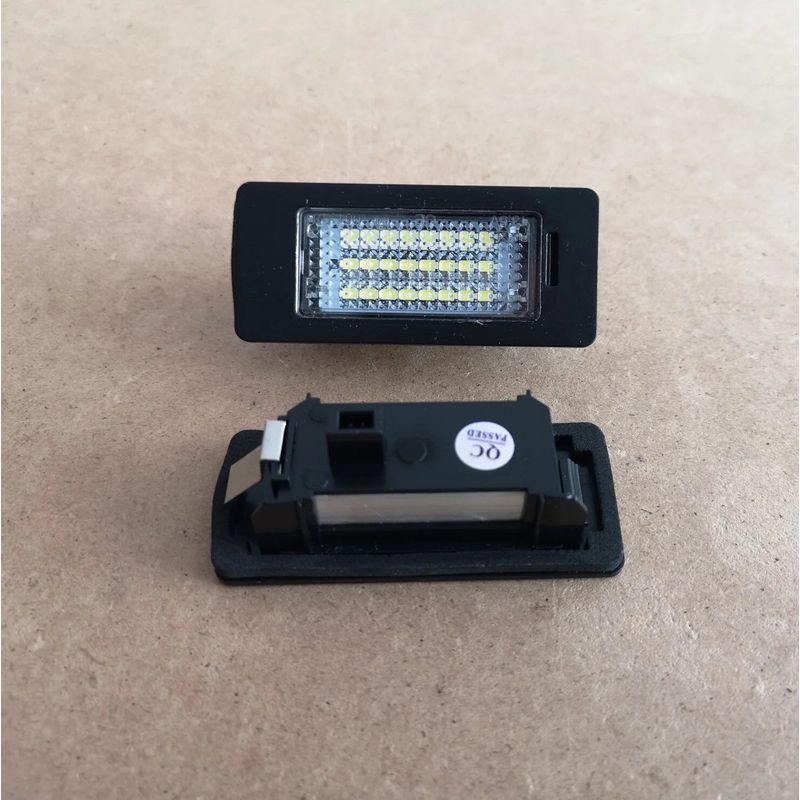 Casa si Gradina - Corpuri si surse de iluminat - Iluminat exterior - Lampi solare - Set 2 lampi LED pentru numar auto, compatibil VW, fara eroare de bec ars, lumina alb-rece - Infinity.ro