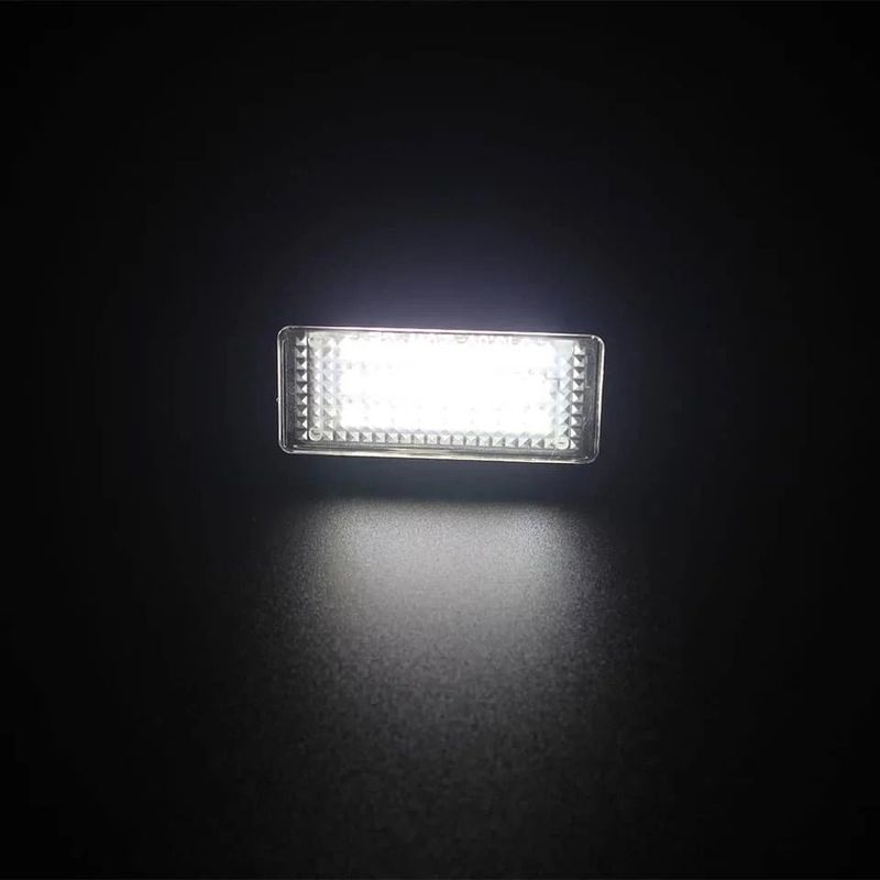 Casa si Gradina - Corpuri si surse de iluminat - Iluminat exterior - Lampi solare - Set 2 lampi LED pentru numar auto, compatibil VW, fara eroare de bec ars, lumina alb-rece - Infinity.ro