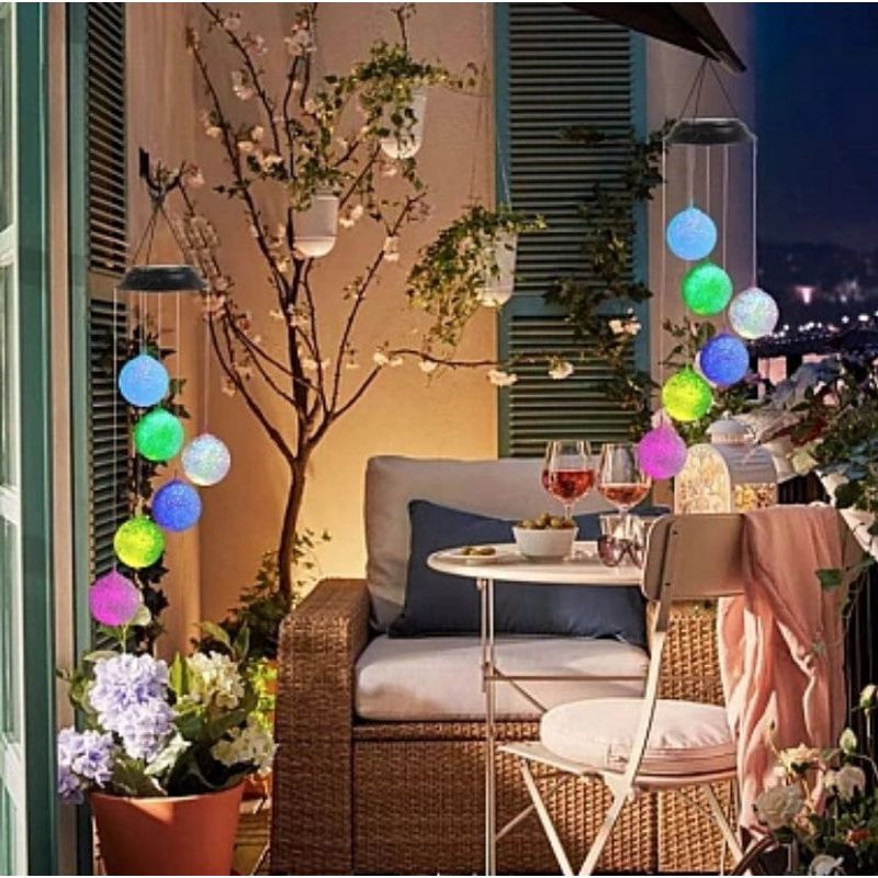 Casa si Gradina - Corpuri si surse de iluminat - Iluminat exterior - Lampi solare - Lampa Solara A148-FL8 Clopotel de Vant cu Bulgari de Zapada RGB - Infinity.ro