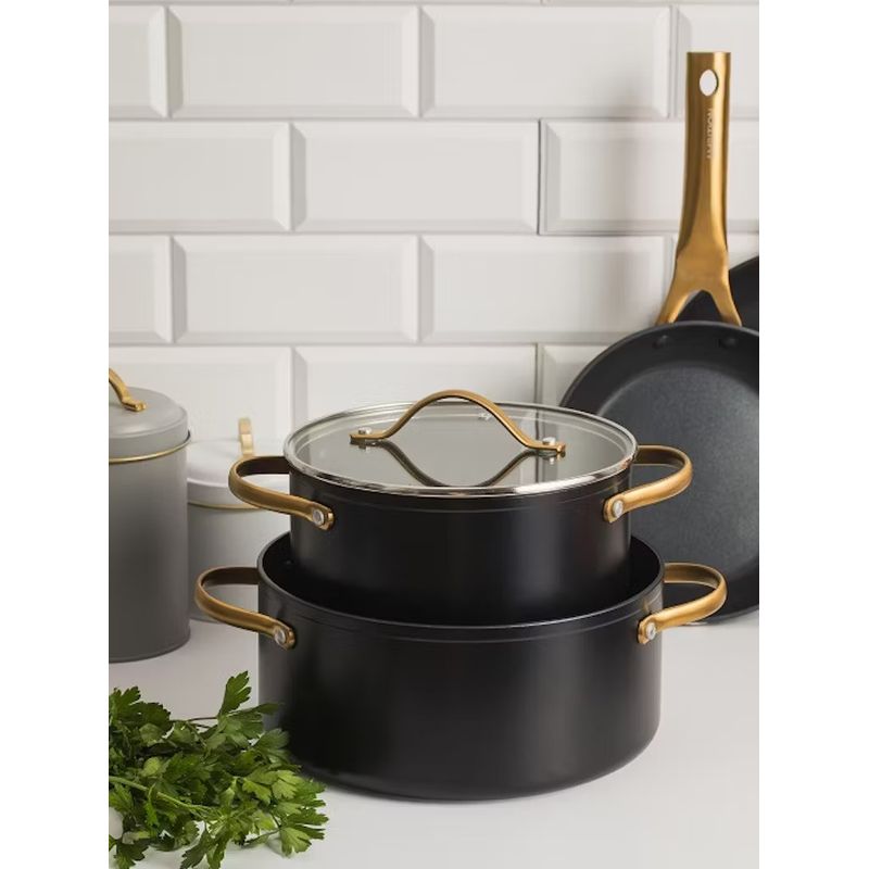 Casa si Gradina - Bucatarie si vesela - Vase pentru gatit - Oale si cratite - Oala cu capac 20cm, 2.8L, invelis Qualum Basic, AMBITION Royal - Infinity.ro