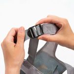 Jucarii, Copii si Bebe - Carucioare si articole de transport - Marsupii si hamuri bebe - Ham de siguranta si mers pentru bebelusi, reglabil, cu frau de ghidare detasabil, Reer Travelkid Go 53132 - Infinity.ro