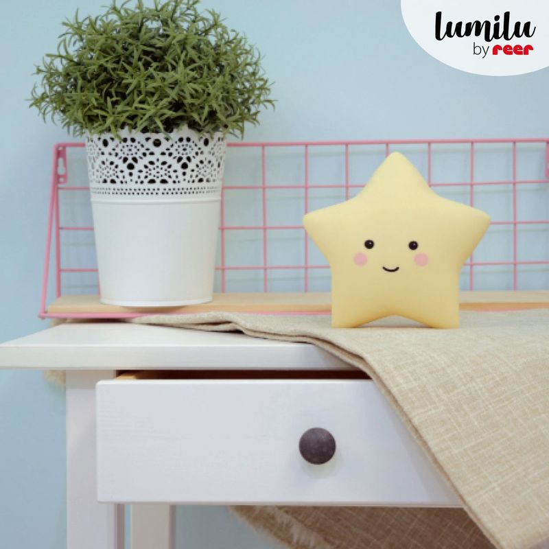 Casa si Gradina - Corpuri si surse de iluminat - Veioze si lampi - Lampi de veghe copii - Lampa de veghe cu LED, cu oprire cronometrata, forma stea, galbena, Lumilu Sweet Dreams Star, Reer 52265 - Infinity.ro