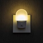 Casa si Gradina - Corpuri si surse de iluminat - Veioze si lampi - Lampi de veghe copii - Lampa de veghe pentru priza, cu comutator, 0+ luni, Reer NightGuide 52390 - Infinity.ro
