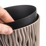 Casa si Gradina - Gradinarit si plante - Plante si ghivece - Ghivece si suporturi - Ghiveci decorativ de flori, rotund, cafeniu, 7.9 L, 26.2x22.2 cm, Sandy Round - Infinity.ro