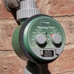 Casa si Gradina - Gradinarit si plante - Instalatii si accesorii pentru irigatii - Programatoare stropire - Programator electronic pentru irigatii Kingfisher, maxim 120 minute, WT100 - Infinity.ro