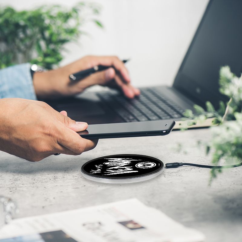 Laptop, Telefoane si Tablete - Telefoane mobile si accesorii - Accesorii Telefoane - Incarcatoare telefoane - Incarcator wireless Fast Charge Marvel Black Panther Multicolor - Infinity.ro