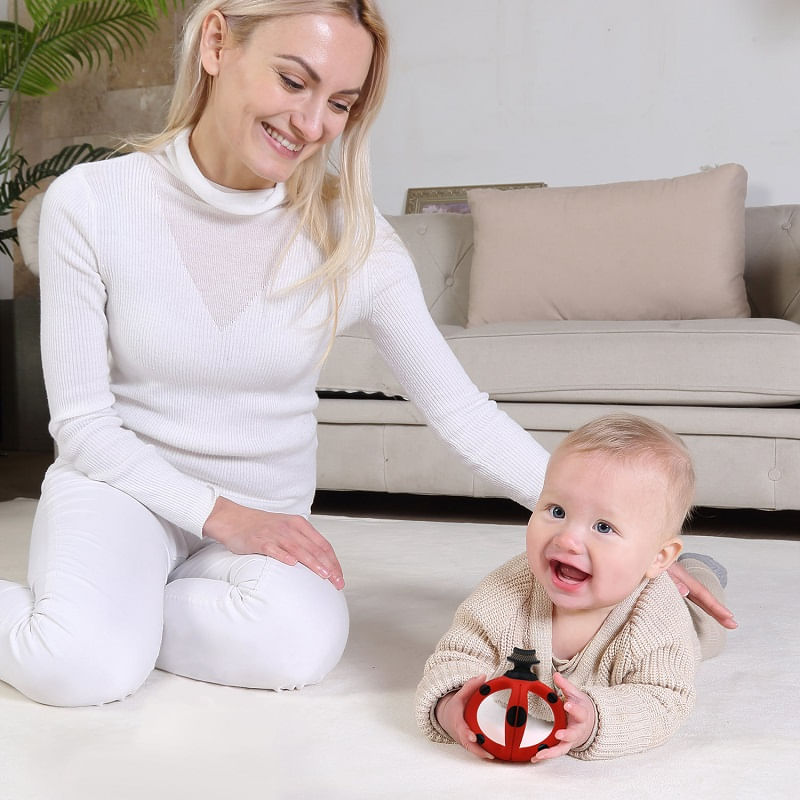 Jucarii, Copii si Bebe - Jucarii si jocuri - Jucarii bebelusi - Jucarii pentru dentitie - Periuta de Dinti, Mombella, Buburuza 3 Luni+ - Infinity.ro