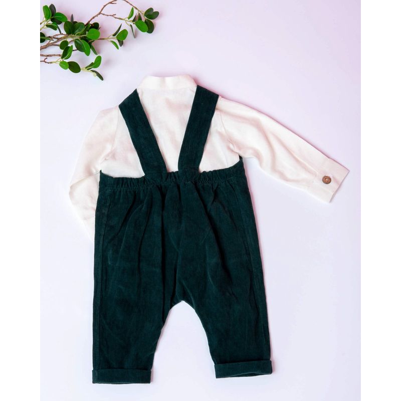 Fashion, accesorii si bijuterii - Copii - Imbracaminte copii - Treninguri si compleuri copii - Set cu salopeta de catifea verde si camasa din in 86 cm 12-18 luni - Infinity.ro