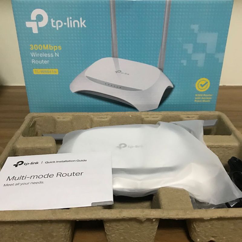 PC, gaming si accesorii - Retelistica - Wireless - Routere Wireless - Router wirelessTp-Link 841N ,2 antene,300 Mbps, Dual Band 2.4G, protocol 802.11n MU-MIMO, alb - Infinity.ro