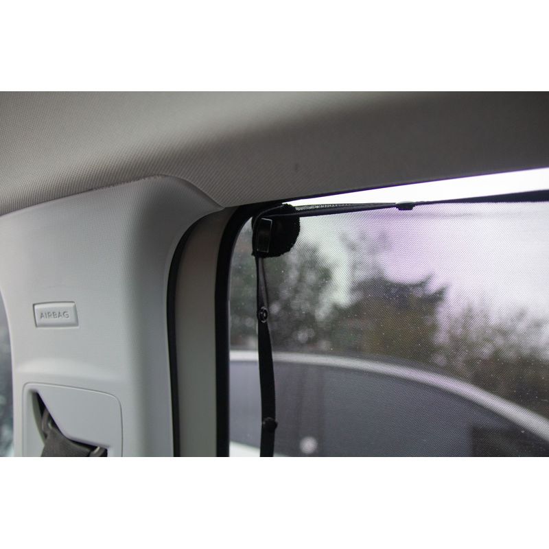 Auto si Moto - Piese auto si accesorii - Interior auto - Accesorii interior - Parasolar ajustabil BabyJem - Infinity.ro