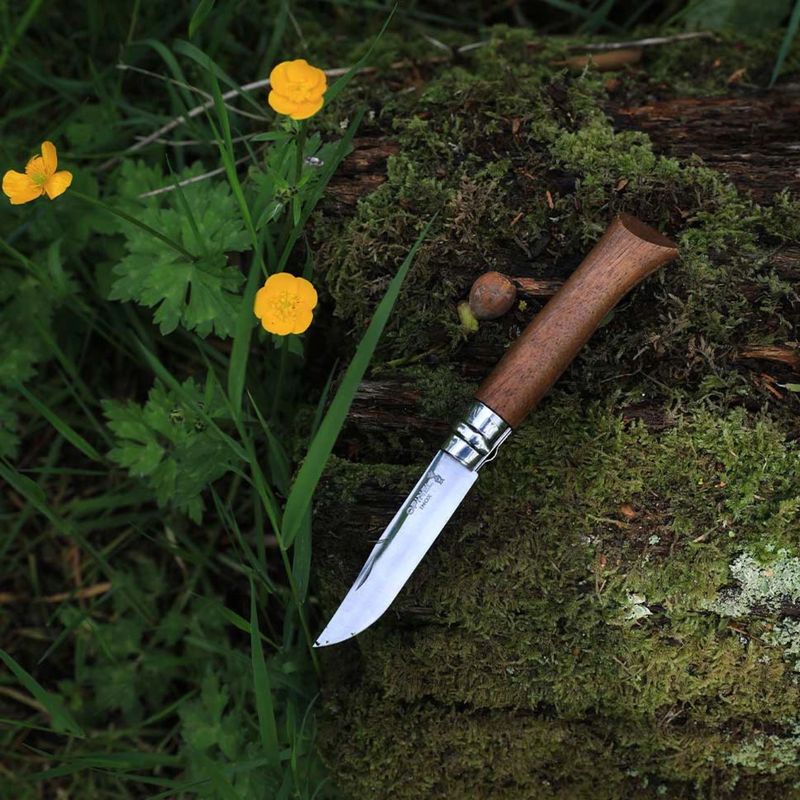 Sport si Outdoor - Camping - Cutite, bricege si accesorii - Cutite si bricege - Cutit de buzunar N°09, inox, 9cm, "Tradition Luxe", Walnut - Opinel - Infinity.ro