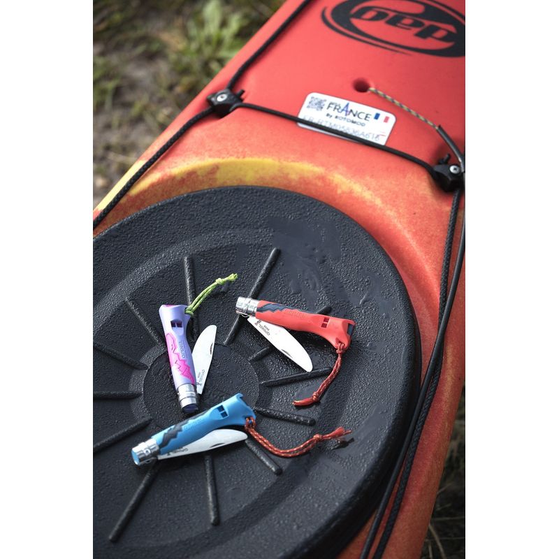 Sport si Outdoor - Camping - Cutite, bricege si accesorii - Cutite si bricege - Cutit de buzunar cu fluier N°07, inox, 8cm, "Outdoor Junior", Red - Opinel - Infinity.ro