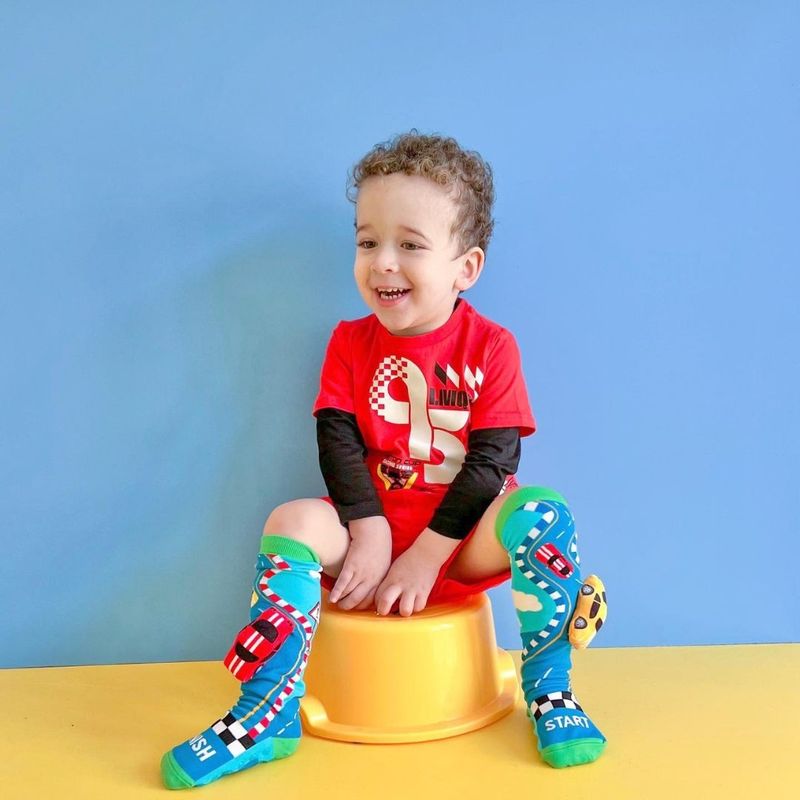 Fashion, accesorii si bijuterii - Copii - Lenjerie si pijamale copii - Sosete si dresuri copii - Sosete lungi colorate Madmia pentru baieti Racing cars 6-99 ani - Infinity.ro