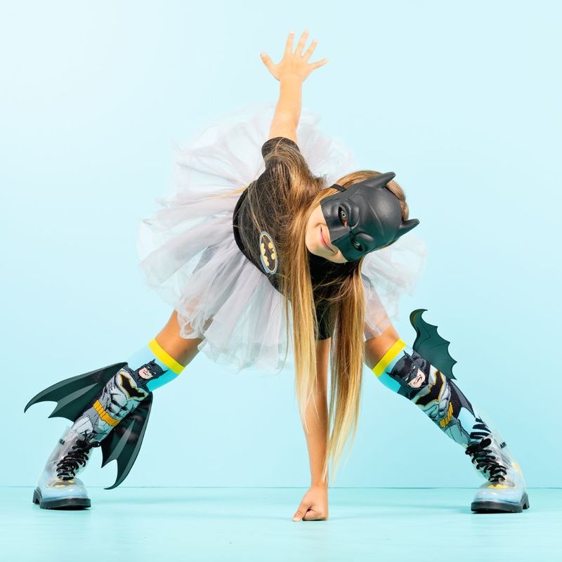 Fashion, accesorii si bijuterii - Copii - Lenjerie si pijamale copii - Sosete si dresuri copii - Sosete lungi colorate Madmia unisex Batman 6-99 ani - Infinity.ro