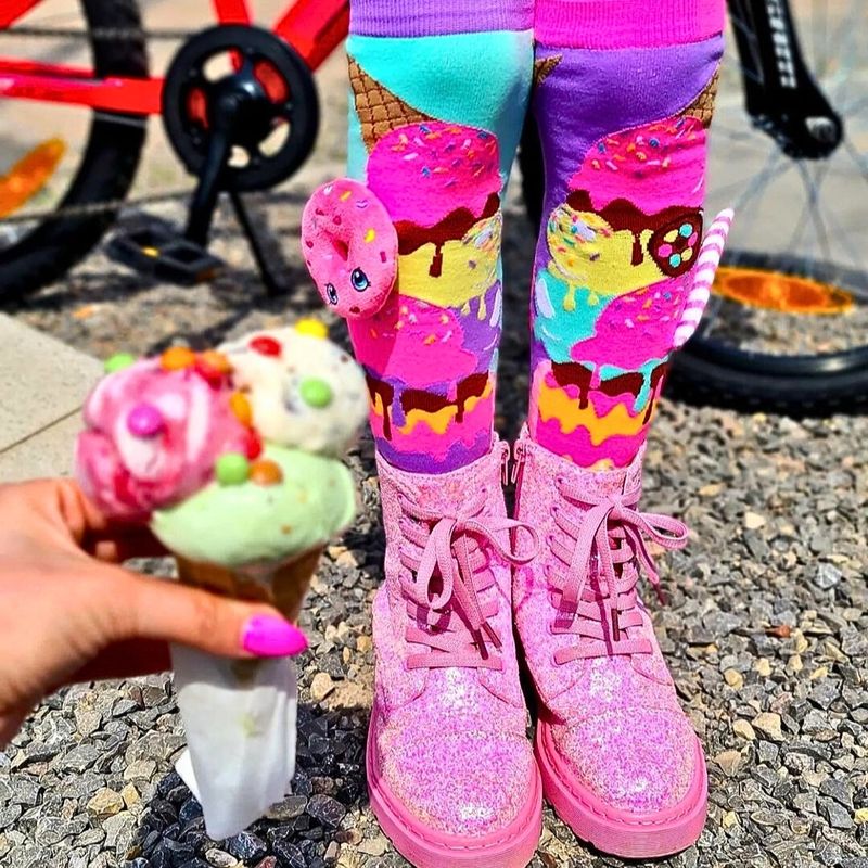 Fashion, accesorii si bijuterii - Copii - Lenjerie si pijamale copii - Sosete si dresuri copii - Sosete lungi colorate Madmia pentru fete Milkshake 6-99 ani - Infinity.ro