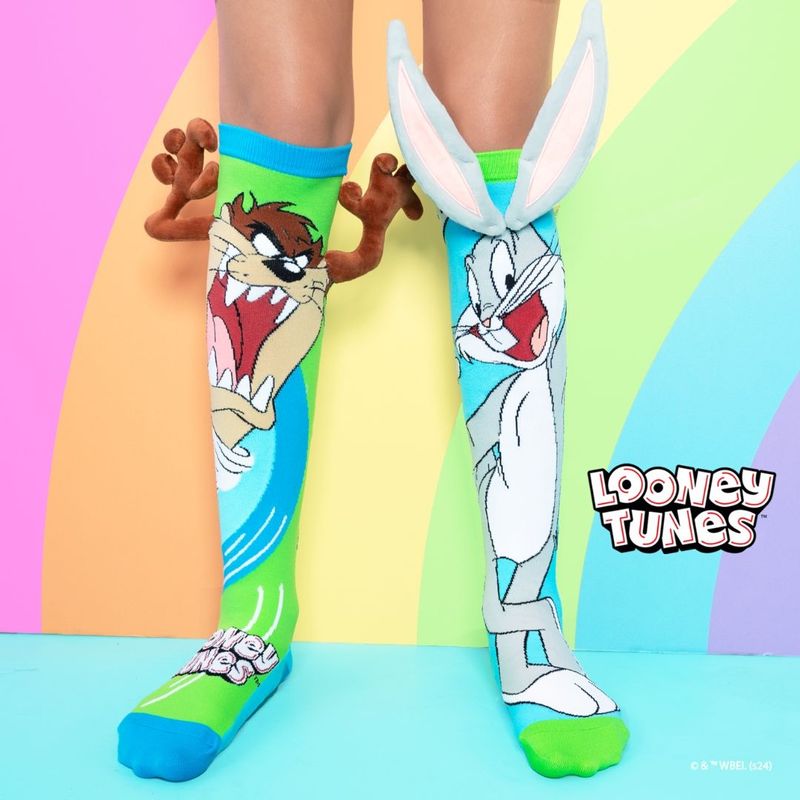 Fashion, accesorii si bijuterii - Copii - Lenjerie si pijamale copii - Sosete si dresuri copii - Sosete lungi colorate Madmia pentru baieti Bugs Bunny si Taz 6-99 ani - Infinity.ro