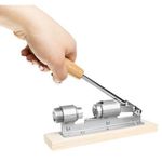 Casa si Gradina - Bucatarie si vesela - Ustensile bucatarie - Prese si storcatoare manuale - Spargator manual pentru nuci, din otel cu suport de lemn, 20x5 cm - Infinity.ro