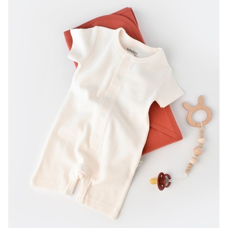 Fashion, accesorii si bijuterii - Copii - Imbracaminte copii - Salopete copii - Salopeta cu pantaloni scurti - 100% bumbac organic - Ecru, BabyCosy (Marime: 12-18 Luni) - Infinity.ro