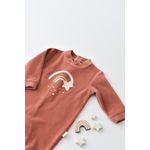 Fashion, accesorii si bijuterii - Copii - Imbracaminte copii - Salopete copii - Salopeta Curcubeu cu maneca lunga si botosei din 80%bumbac organic si 20% poliester - Caramiziu, BabyCosy (Marime: 6-9 luni) - Infinity.ro