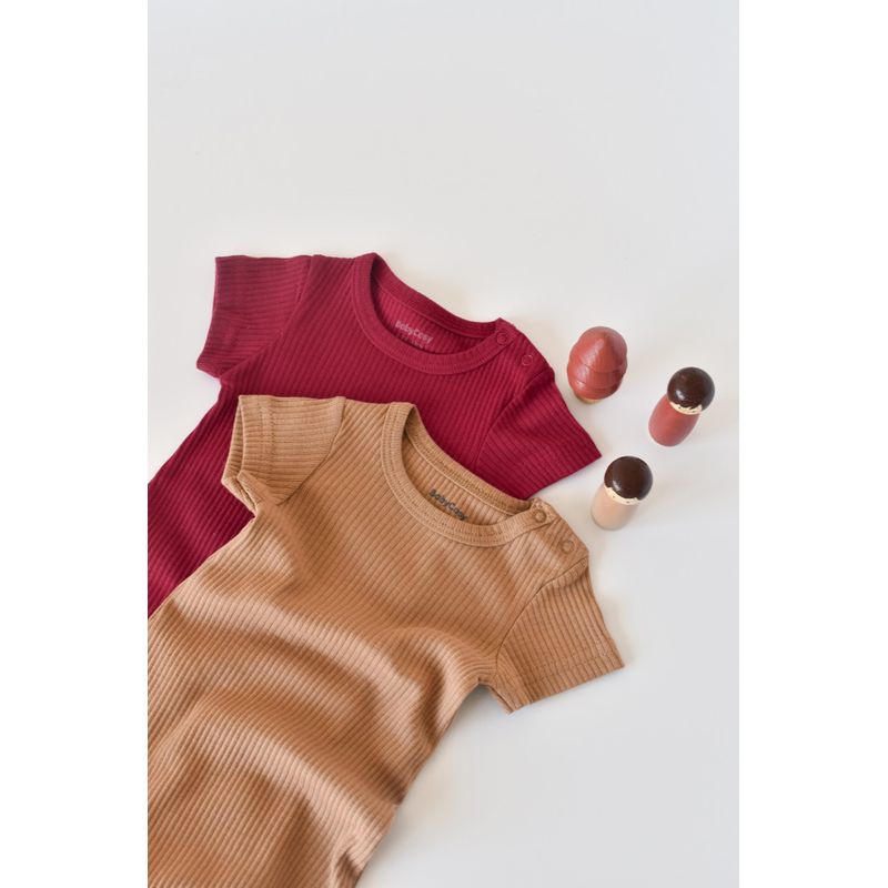 Fashion, accesorii si bijuterii - Copii - Imbracaminte copii - Salopete copii - Set de 2 salopetele cu maneca scurta din bumbac organic si modal - Rosu/ Maro BabyCosy (Marime: 9-12 luni) - Infinity.ro