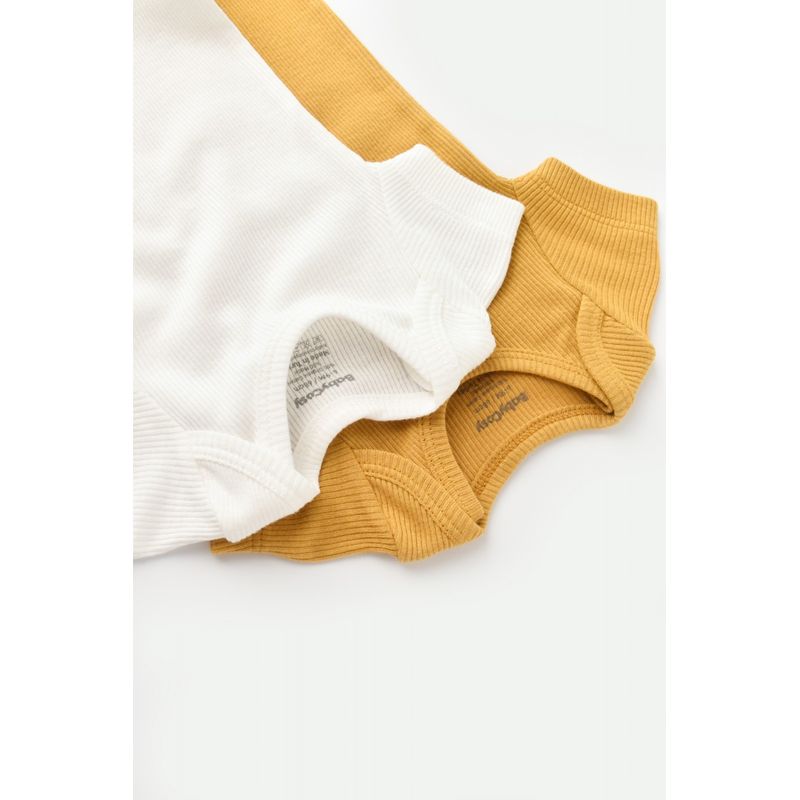 Fashion, accesorii si bijuterii - Copii - Imbracaminte copii - Body-uri copii - Set 2 body-uri bebe unisex din bumbac organic si modal - Mustar/Ecru, BabyCosy (Marime: 6-9 luni) - Infinity.ro