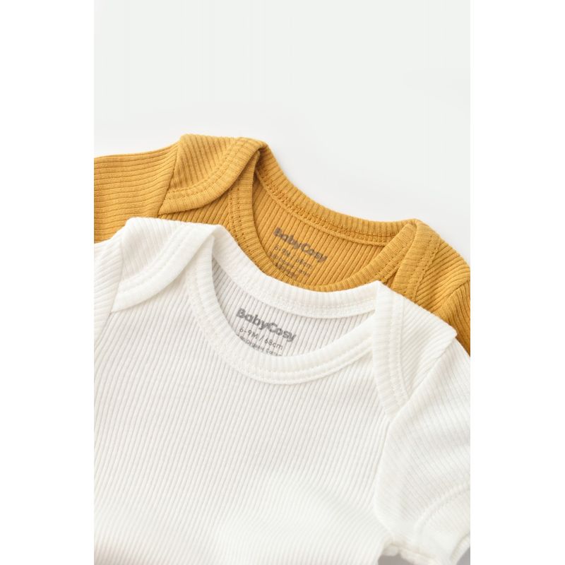 Fashion, accesorii si bijuterii - Copii - Imbracaminte copii - Body-uri copii - Set 2 body-uri bebe unisex din bumbac organic si modal - Mustar/Ecru, BabyCosy (Marime: 6-9 luni) - Infinity.ro