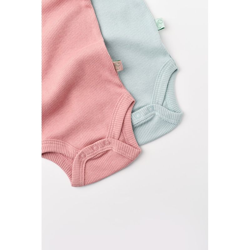 Fashion, accesorii si bijuterii - Copii - Imbracaminte copii - Body-uri copii - Set 2 body-uri fara maneci bebe unisex din bumbac organic si modal - Mint/Rose, BabyCosy (Marime: 18-24 Luni) - Infinity.ro