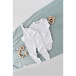 Fashion, accesorii si bijuterii - Copii - Imbracaminte copii - Body-uri copii - Set 3 piese: body cu maneca lunga, pantaloni lungi si caciulita din bumbac organic si modal - Alb, BabyCosy (Marime: 18-24 Luni) - Infinity.ro