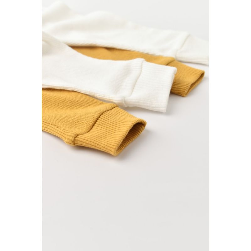 Fashion, accesorii si bijuterii - Copii - Imbracaminte copii - Pantaloni copii - Set 2 pantaloni bebe unisex din bumbac organic si modal - Mustar/Ecru, BabyCosy (Marime: 3-6 Luni) - Infinity.ro