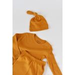 Fashion, accesorii si bijuterii - Copii - Imbracaminte copii - Body-uri copii - Set 3 piese: bluzita cu maneca lunga, pantaloni lungi si caciulita din bumbac organic si modal - Mustar BabyCosy (Marime: 12-18 - Infinity.ro