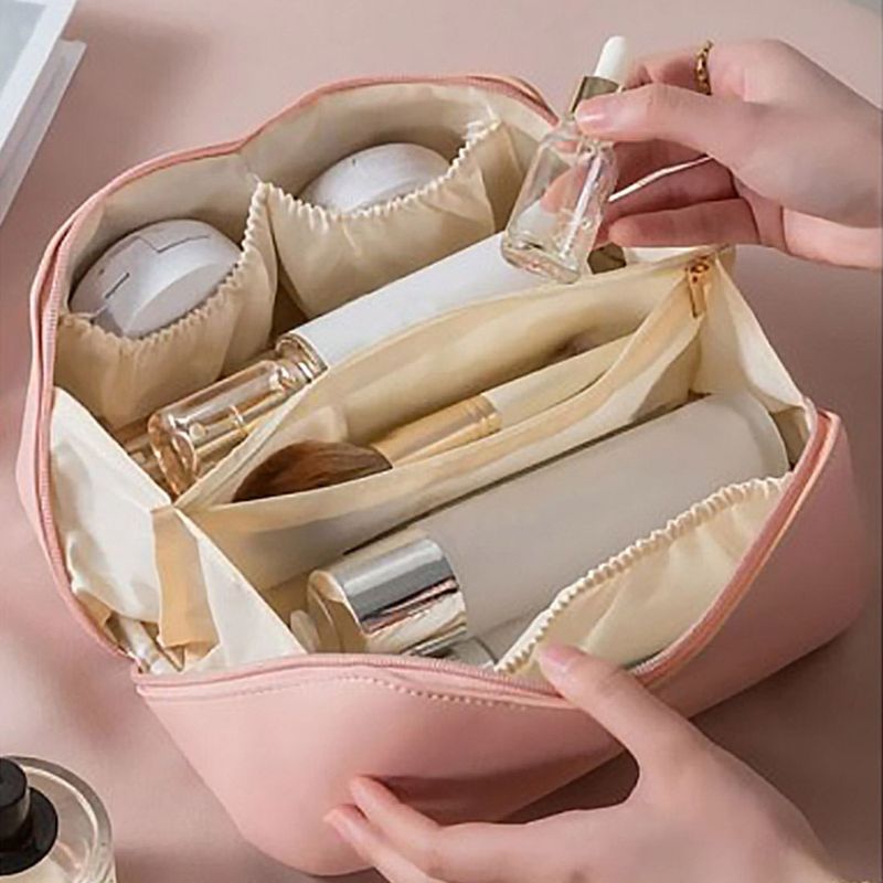 Ingrijire personala si Cosmetice - Machiaj - Portfarduri si genti cosmetice - Portfard valiza, model 2 compartimente, fermoar diagonal, culoare roz, dimensiuni 27 x 12 x 12 cm - Infinity.ro