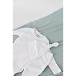 Fashion, accesorii si bijuterii - Copii - Imbracaminte copii - Treninguri si compleuri copii - Set 3 piese: bluzita cu maneca lunga, pantaloni lungi si caciulita din bumbac organic si modal - Alb, BabyCosy (Marime: 9-12 lun - Infinity.ro