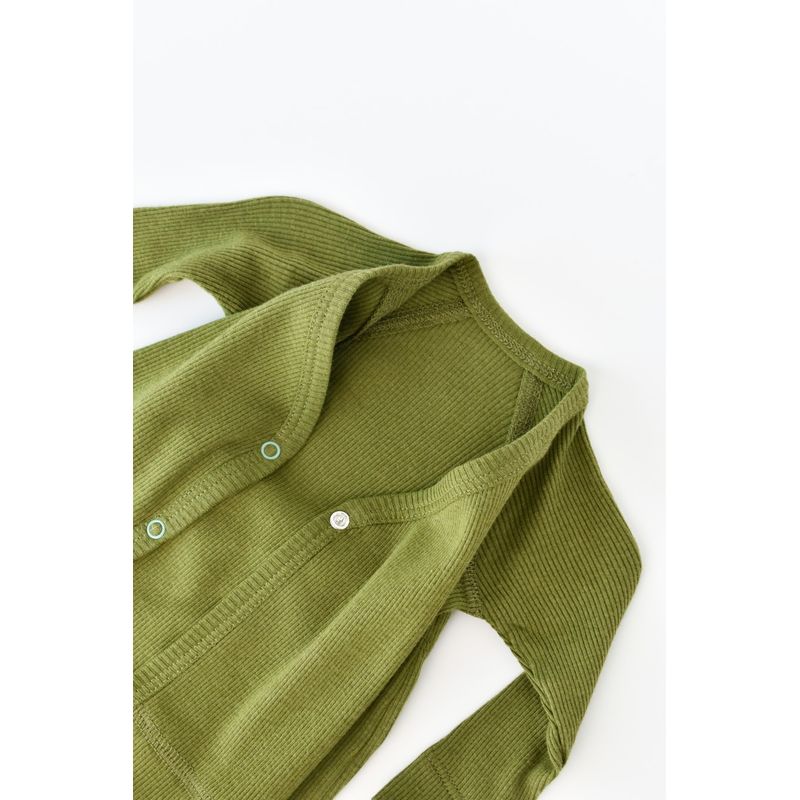 Fashion, accesorii si bijuterii - Copii - Imbracaminte copii - Treninguri si compleuri copii - Set 4 piese: bluza, pantaloni, caciulita si manusi din bumbac organic si modal - Verde, BabyCosy (Marime: 6-9 luni) - Infinity.ro