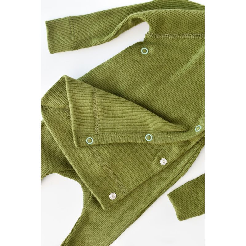 Fashion, accesorii si bijuterii - Copii - Imbracaminte copii - Treninguri si compleuri copii - Set 4 piese: bluza, pantaloni, caciulita si manusi din bumbac organic si modal - Verde, BabyCosy (Marime: 6-9 luni) - Infinity.ro