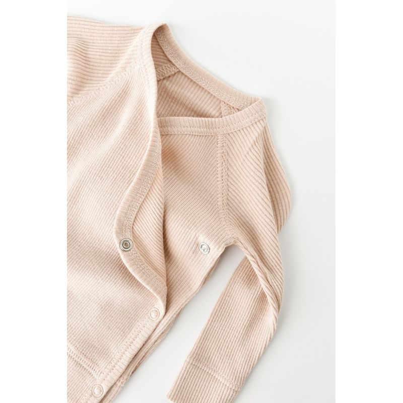 Fashion, accesorii si bijuterii - Copii - Imbracaminte copii - Treninguri si compleuri copii - Set 4 piese: bluza, pantaloni, caciulita si manusi din bumbac organic si modal - Blush, BabyCosy (Marime: 6-9 luni) - Infinity.ro
