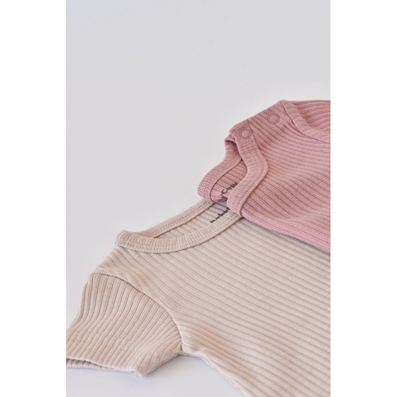 Fashion, accesorii si bijuterii - Copii - Imbracaminte copii - Salopete copii - Set de 2 salopetele cu maneca scurta din bumbac organic si modal - Roz/ Blush BabyCosy (Marime: 12-18 Luni) - Infinity.ro