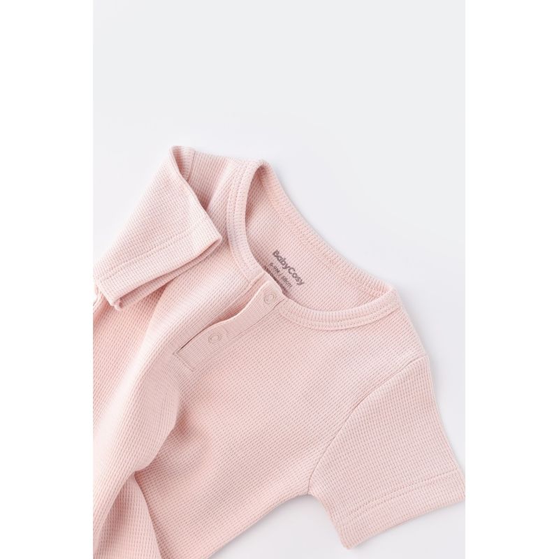 Fashion, accesorii si bijuterii - Copii - Imbracaminte copii - Treninguri si compleuri copii - Set tricou cu pantaloni scurti - 100% bumbac organic - Roz, BabyCosy (Marime: 6-9 luni) - Infinity.ro