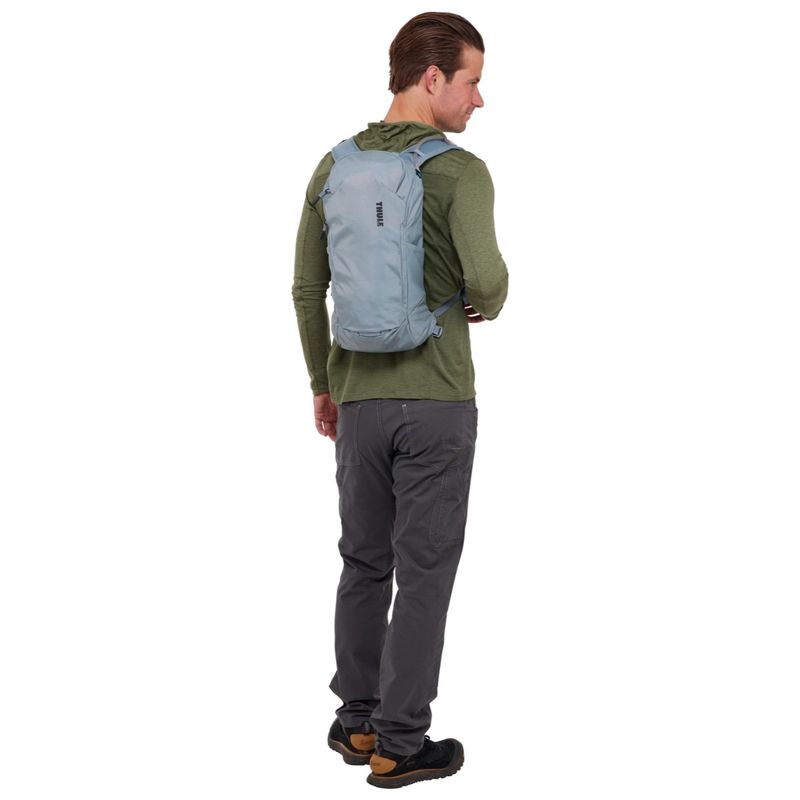 Sport si Outdoor - Articole de voiaj - Rucsacuri - Rucsac hidratare Thule AllTrail 10L, Albastru - Infinity.ro