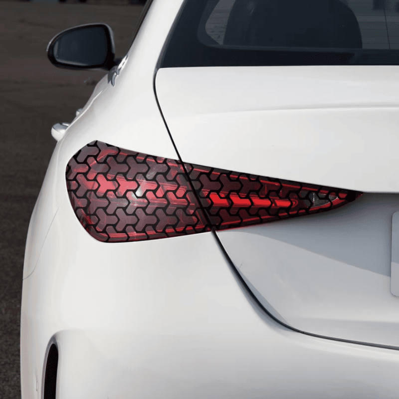 Auto si Moto - Piese auto si accesorii - Piese auto - Tuning - Set 2 folii autoadezive decupate pentru decorarea stopurilor auto, dimensiune 2 x 48 x 30cm, culoare Negru Mat, model HONEYCOMB - Infinity.ro