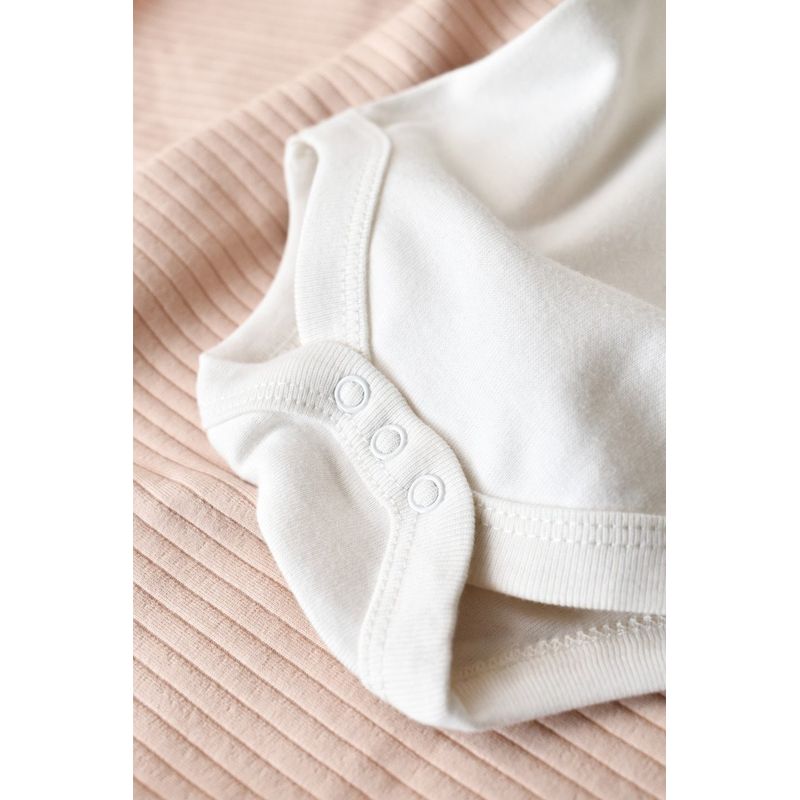 Fashion, accesorii si bijuterii - Copii - Imbracaminte copii - Body-uri copii - Body din bumbac organic Ecru BabyCosy (Marime: 9-12 luni) - Infinity.ro
