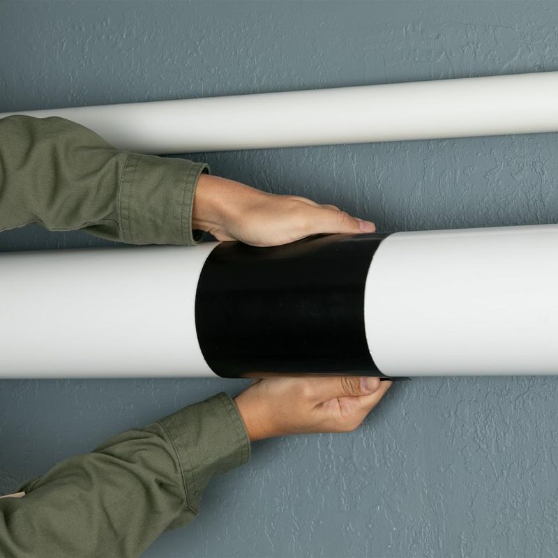 Carti si Birotica - Birotica - Accesorii de birou - Benzi adezive - Banda adeziva Fast Tape, rezistenta la apa, pentru reparatii tevi, acoperisuri, 20cm latime, 1.52m lungime, negru - Infinity.ro