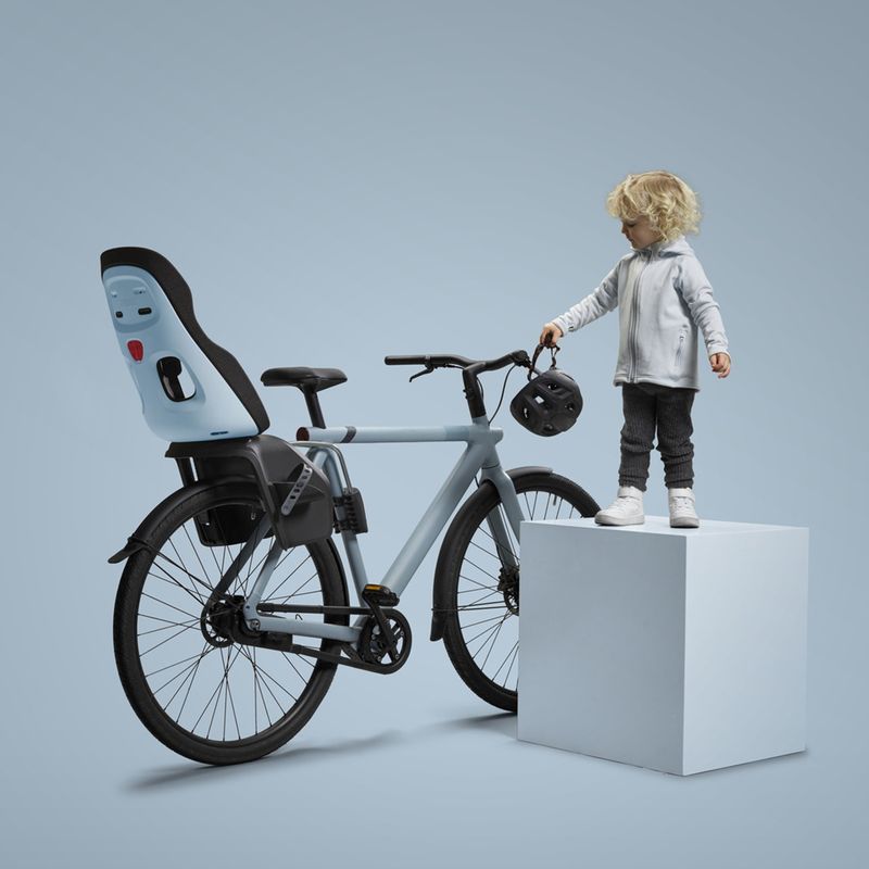 Sport si Outdoor - Ciclism - Accesorii pentru biciclete - Scaune copii pentru biciclete - Scaun pentru copii, cu montare pe bicicleta in spate - Thule Yepp Nexxt 2 Maxi Frame mounted Aquamarine Blue - Infinity.ro