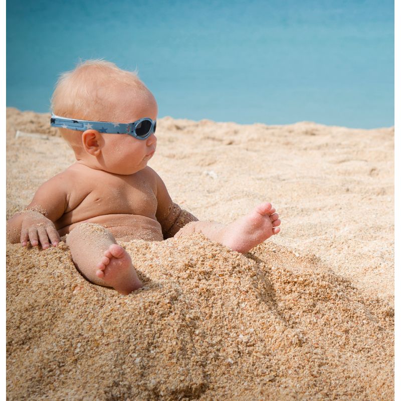 Jucarii, Copii si Bebe - Jucarii si jocuri - Jucarii de exterior - Colaci, ochelari si accesorii inot copii - Ochelari cu protectie UV Dooky BabyBanz Blue Stars - Infinity.ro