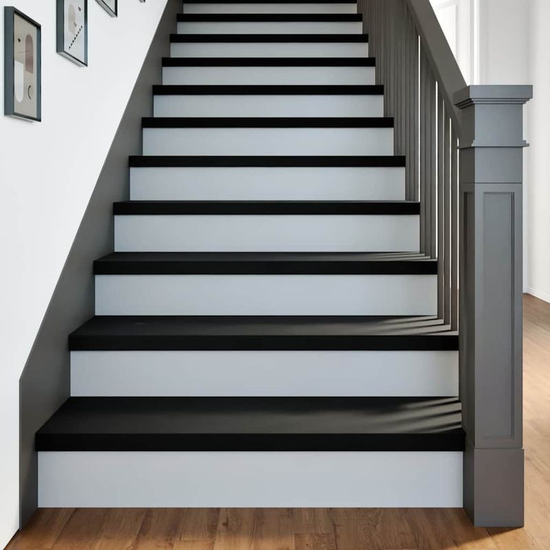 Casa si Gradina - Constructii - Scari si accesorii interioare - Accesorii scari interioare - Trepte de scara 16 buc maro inchis lemn masiv de stejar, mărime 90x30x2 cm - Infinity.ro