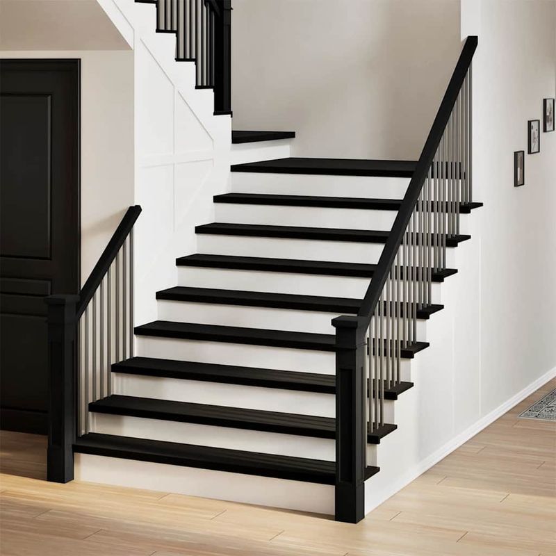 Casa si Gradina - Constructii - Scari si accesorii interioare - Accesorii scari interioare - Trepte de scara 12 buc maro inchis lemn masiv de stejar, mărime 110x25x2 cm - Infinity.ro